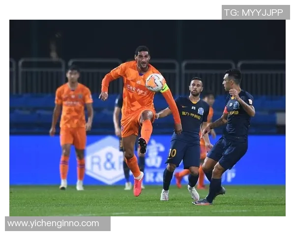 鲁能与富力精彩对决全场视频回顾及精彩瞬间分析